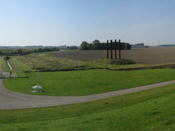 polder gezien vanaf de zeedijk om de Dollard